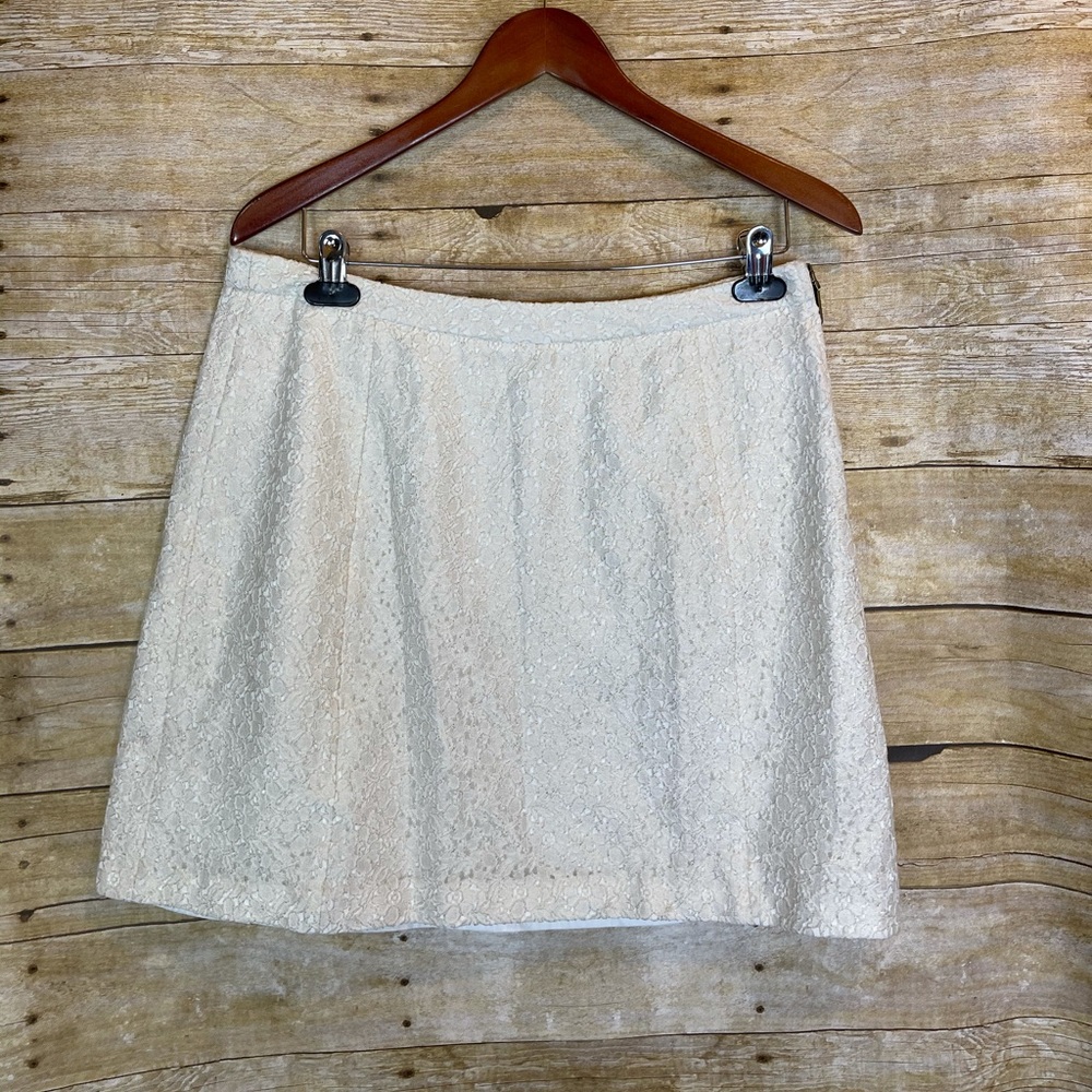 Vince Camuto skirt 🛍